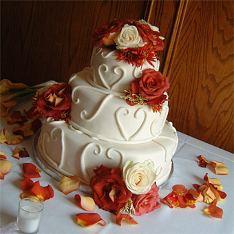 Fall Wedding Cake with Flowers Fall Wedding Cake with Flowers