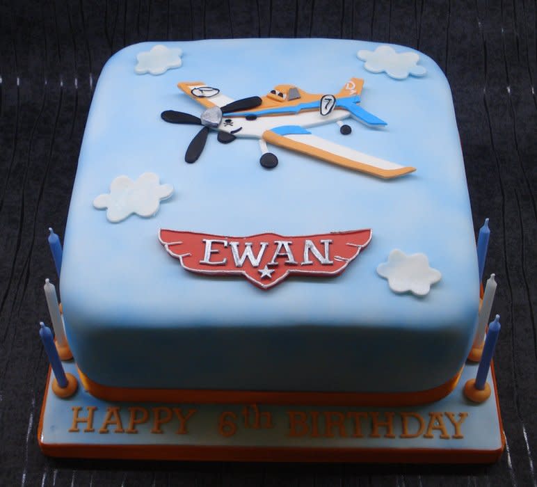 Disney Planes Cake