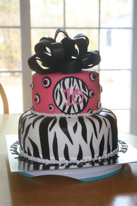 Pink and Black Zebra Print Tiered Cake Pink and Black Zebra Print Tiered Cake