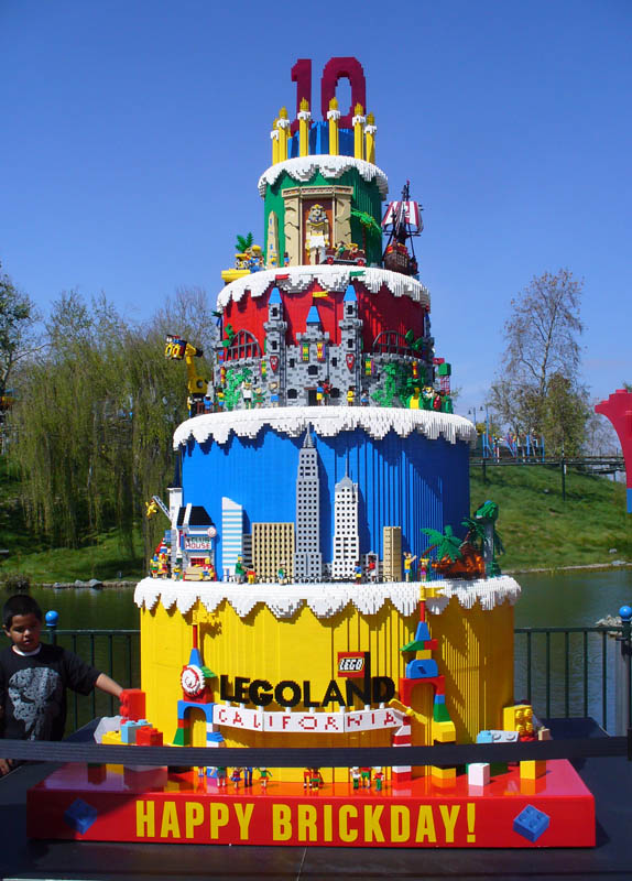 World Biggest Birthday Cake