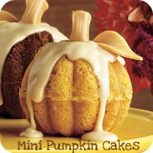 Cute Mini Pumpkin Cake for Thanksgiving Cute Mini Pumpkin Cake for Thanksgiving