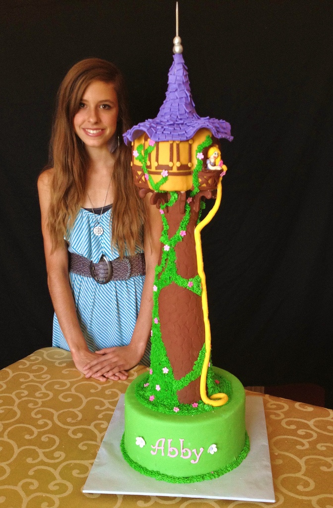 Tangled Rapunzel Tower Cake Tangled Rapunzel Tower Cake