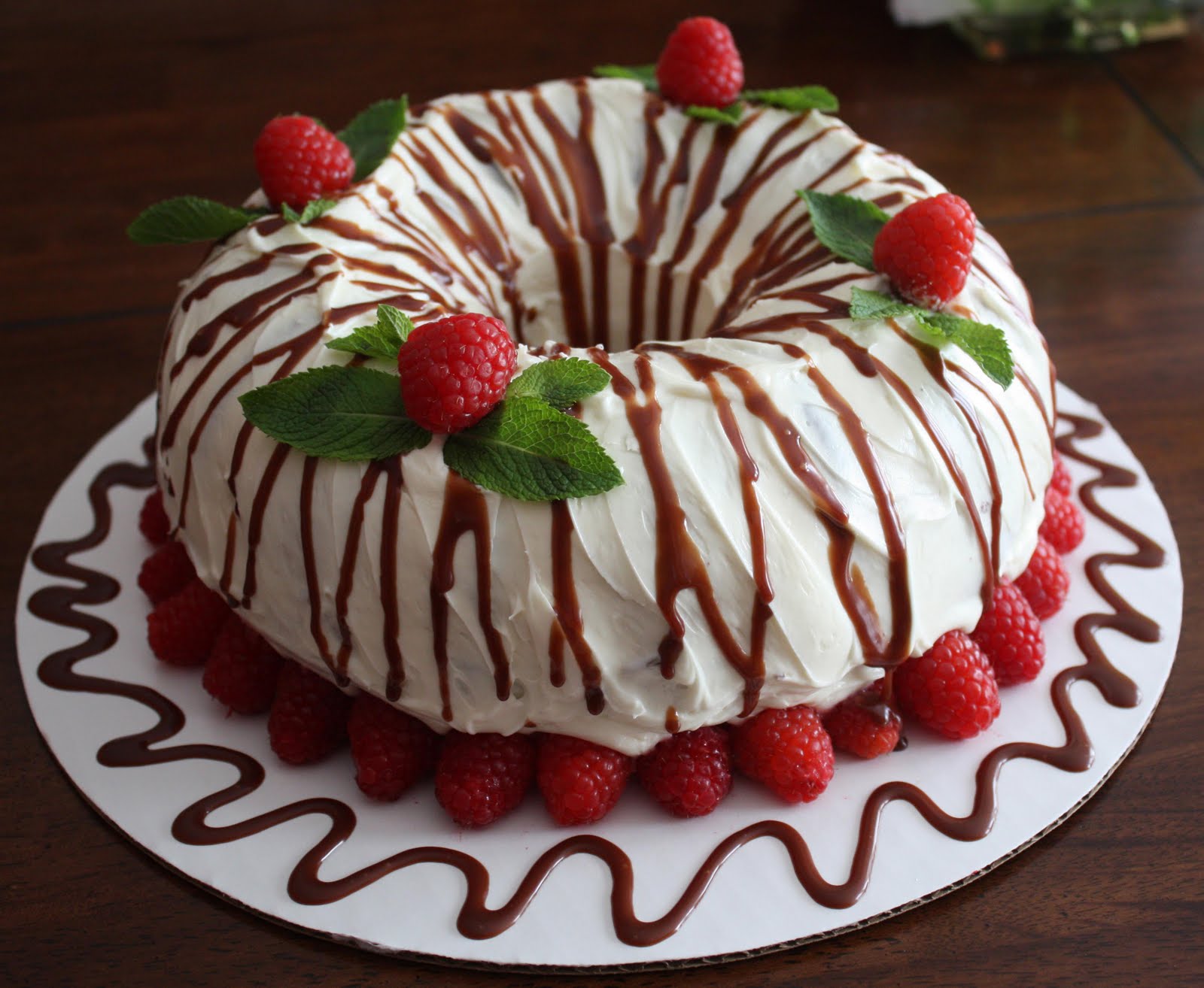 Vanilla Bundt Cake with Chocolate Frosting Vanilla Bundt Cake with Chocolate Frosting