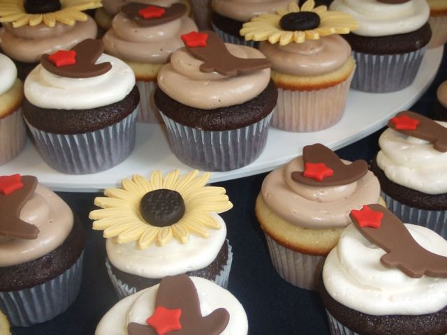 Western Theme Wedding Cupcakes Western Theme Wedding Cupcakes