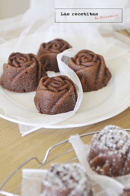 Chocolate Mini Bundt Cakes Chocolate Mini Bundt Cakes