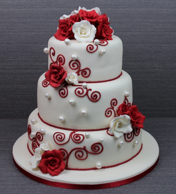 Ivory Wedding Cake with Red Roses