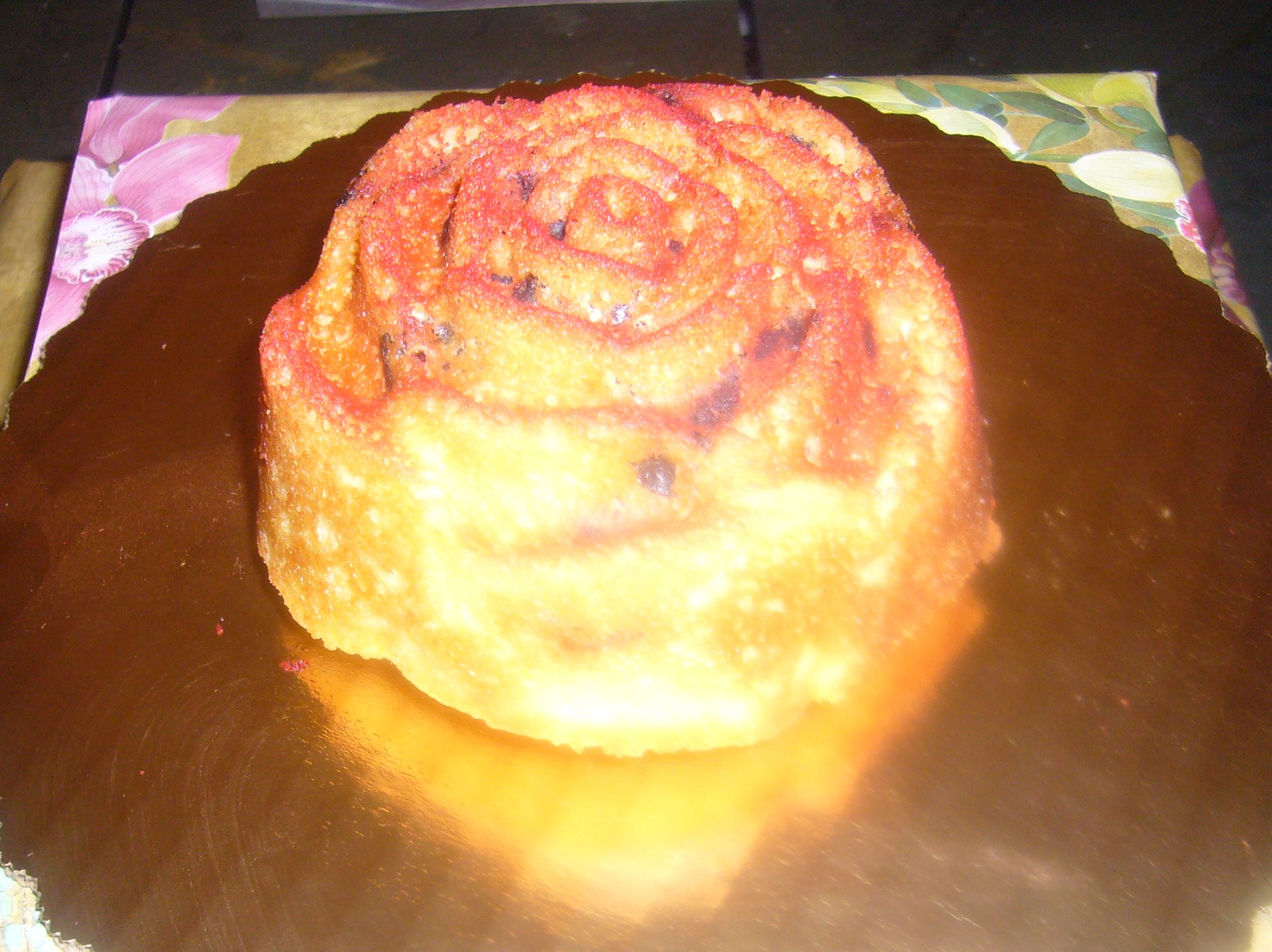 Lemon Strawberry Mini Bundt Cakes