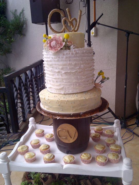 Rustic Themed Wedding Cake Rustic Themed Wedding Cake