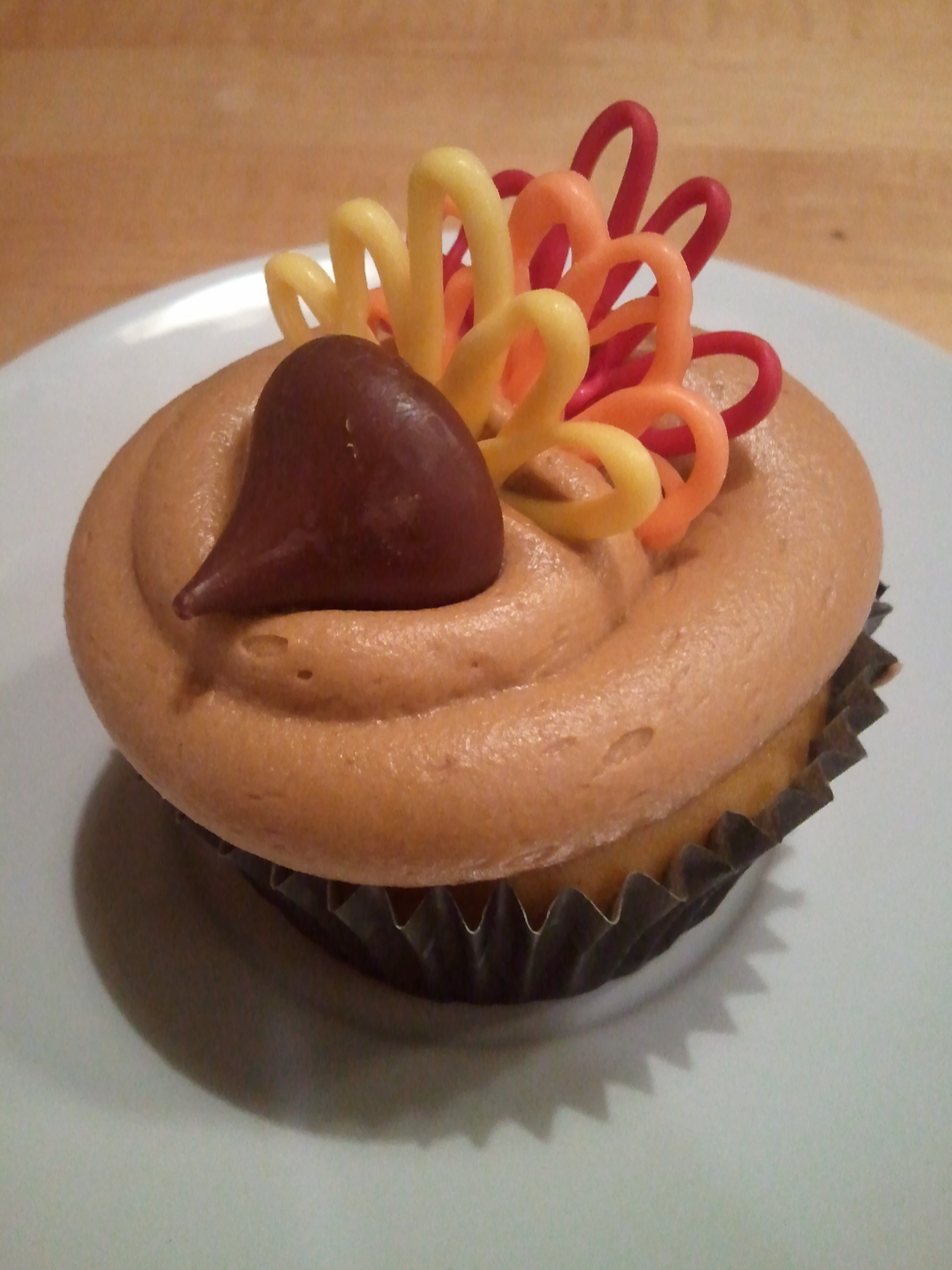 Thanksgiving Turkey Candy Corn Cupcakes Thanksgiving Turkey Candy Corn Cupcakes