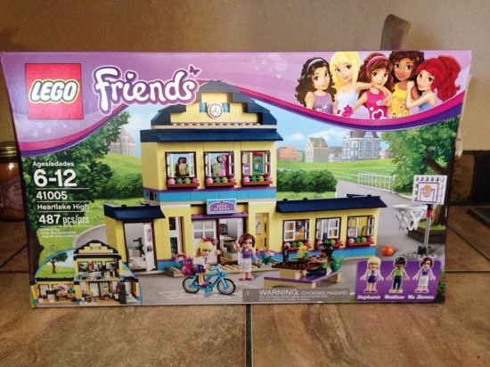 Fred Meyer LEGO Friends Set Fred Meyer LEGO Friends Set