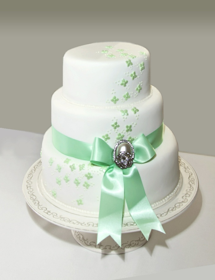 mint green wedding cake