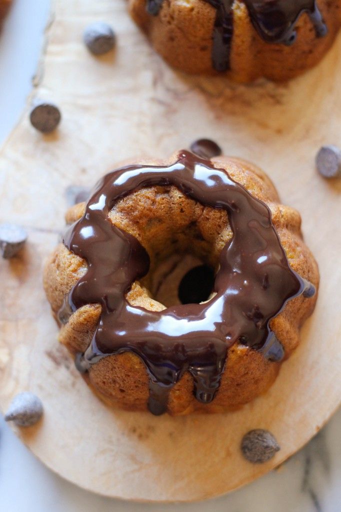 Pumpkin Bundt Cake with Chocolate Glaze Pumpkin Bundt Cake with Chocolate Glaze