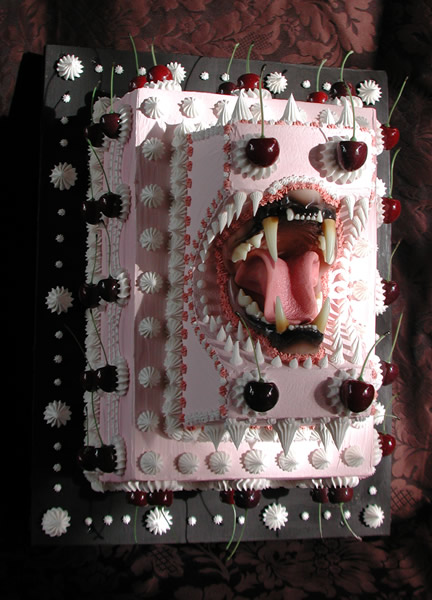 scary-halloween-monster-cake_200048.jpg