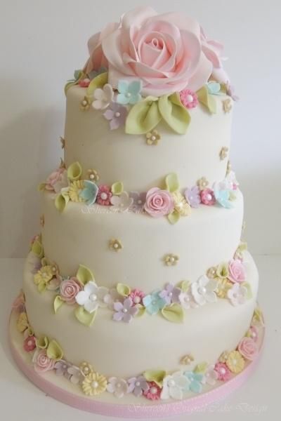 pastel wedding cake flowers