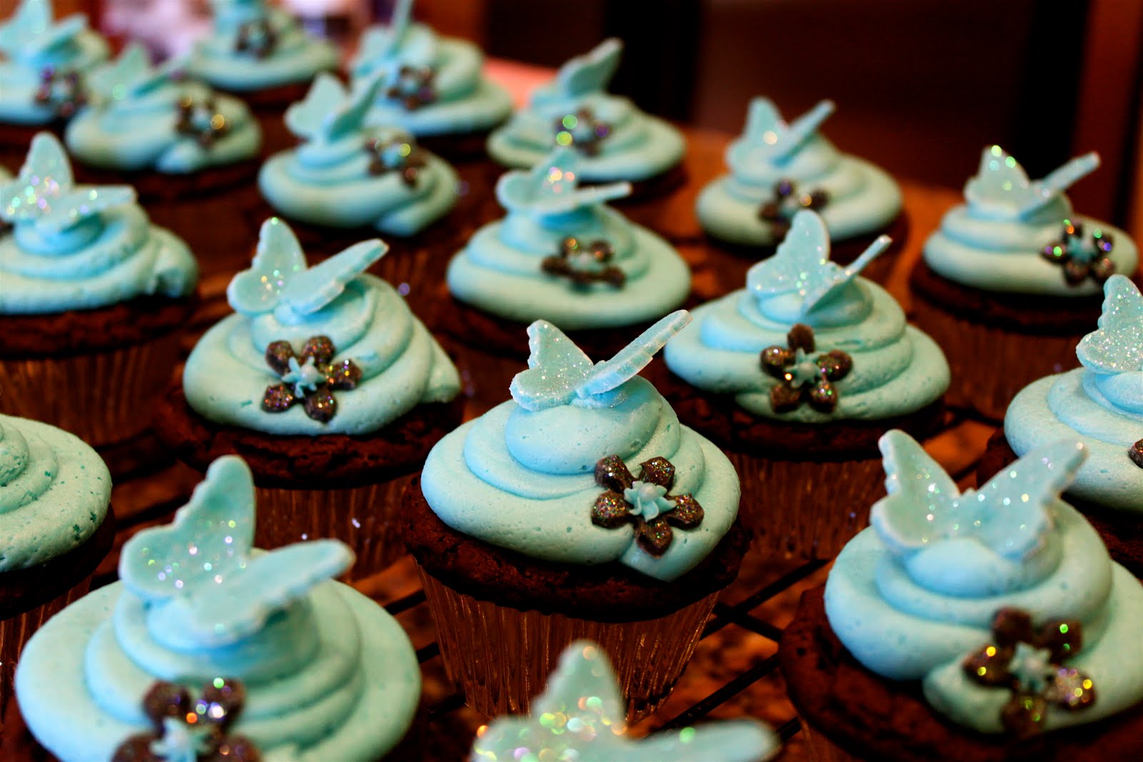 Bridal Shower Cupcakes Decorating Ideas