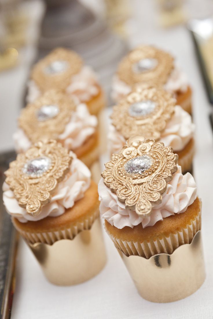 Elegant Cupcake Wedding Cakes