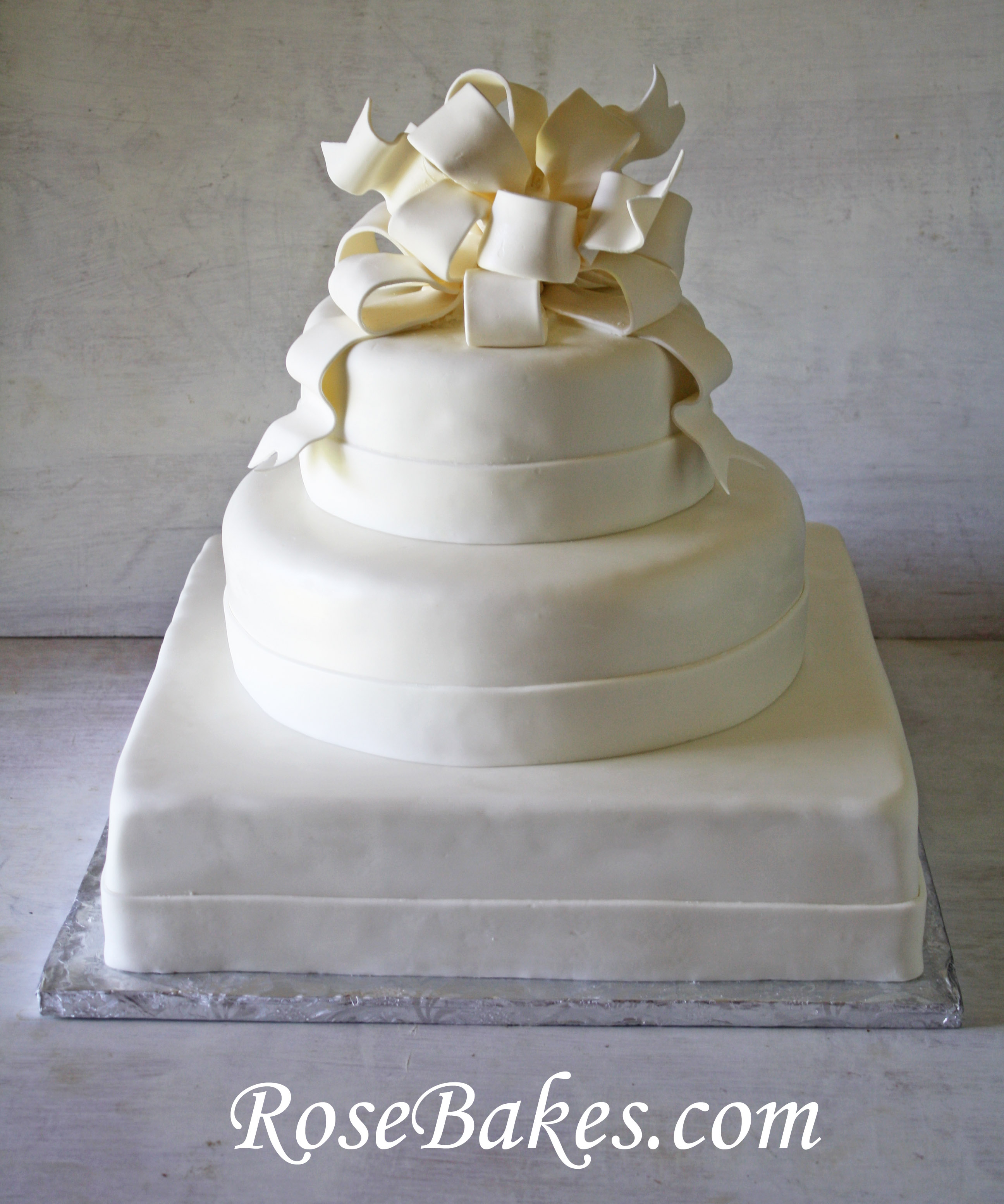 Elegant White Wedding Cake Elegant White Wedding Cake
