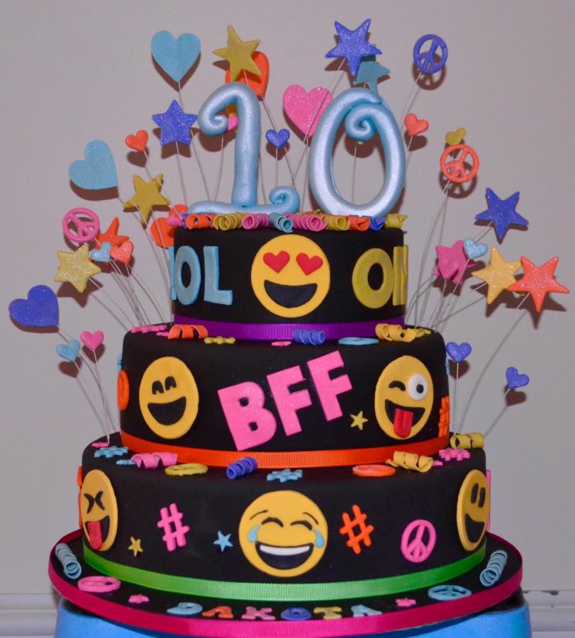 Emoji 10 Birthday Cakes for Girls Emoji 10 Birthday Cakes for Girls