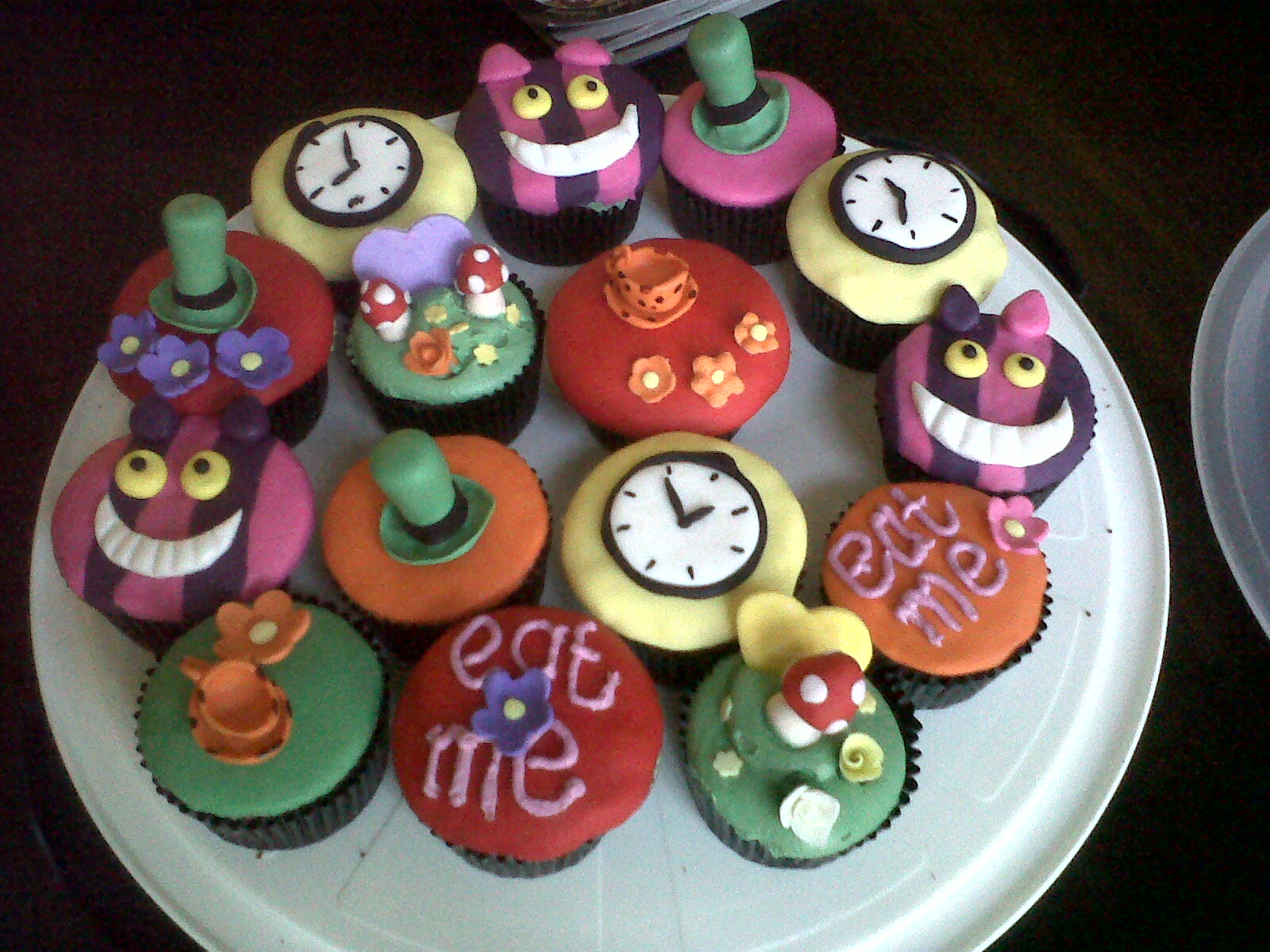 Mad Hatters Tea Party Cupcakes Mad Hatters Tea Party Cupcakes