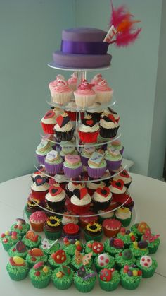 Mad Hatters Tea Party Cupcakes Mad Hatters Tea Party Cupcakes
