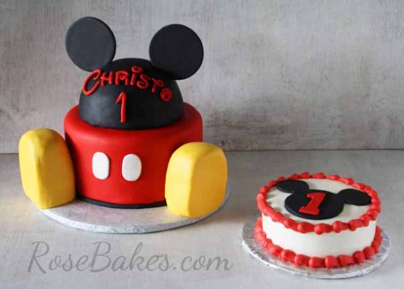 Mickey Mouse Smash Cake.