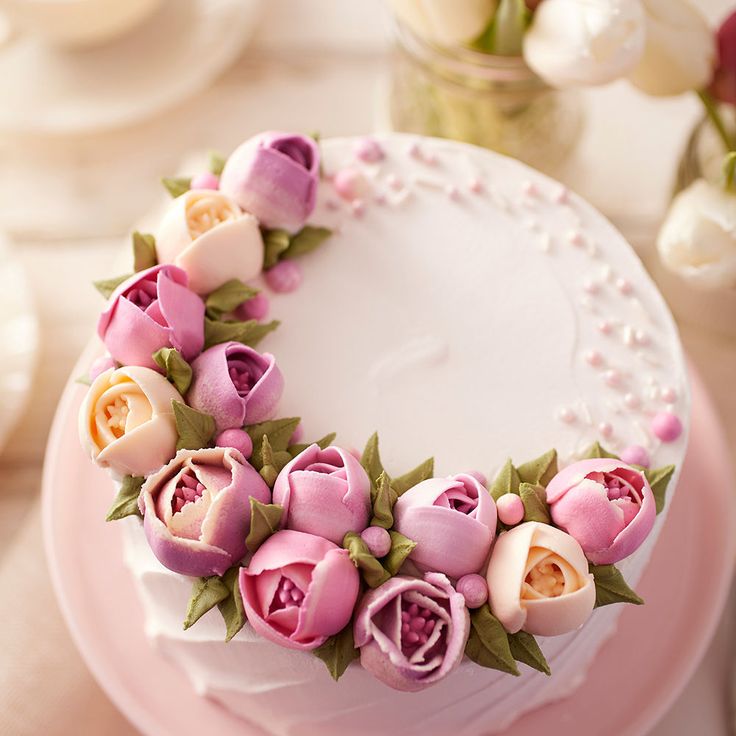 11 Photos of Beautiful Mother's Day Flower Cakes