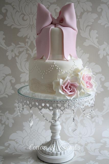 Wedding Cake with Bows Wedding Cake with Bows