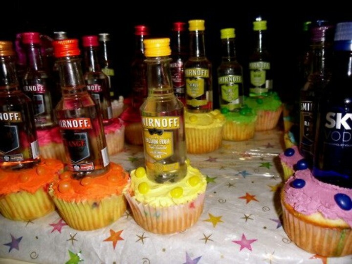 13 Photos of 21 Birthday Cupcakes With Liquor Bottles