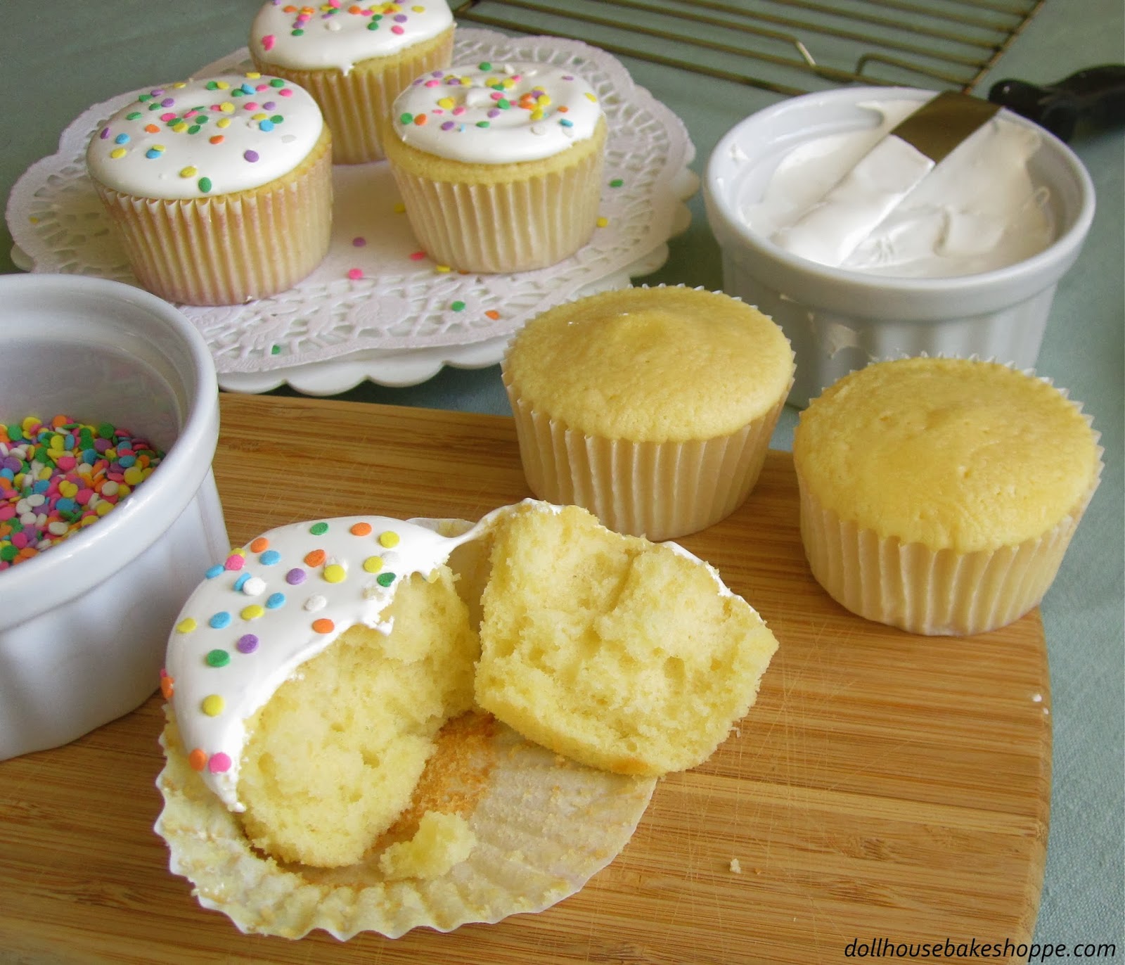 Homemade Vanilla Cupcake Recipes From Scratch