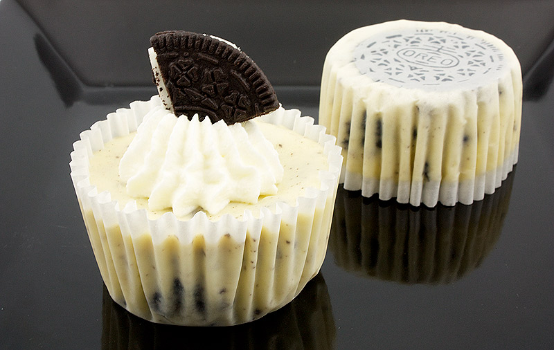 Oreo Cookies and Cream Cheesecake Cupcakes