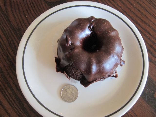 Baby Bundt Cakes Chocolate