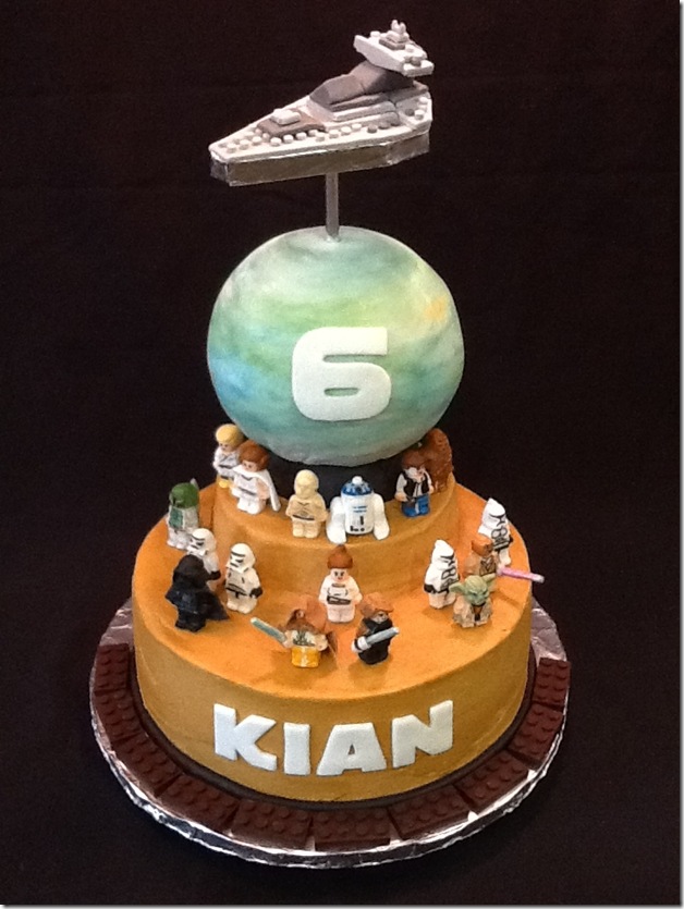 LEGO Star Wars Cake