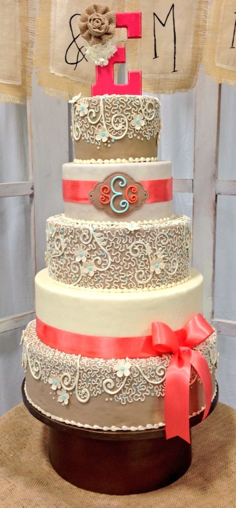 Cake with Burlap and Coral Wedding Cake with Burlap and Coral Wedding