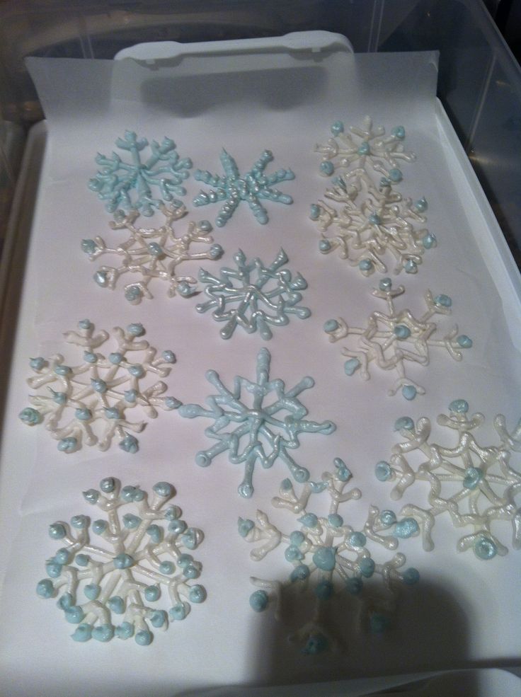 snowflake-template-for-royal-icing-card-template