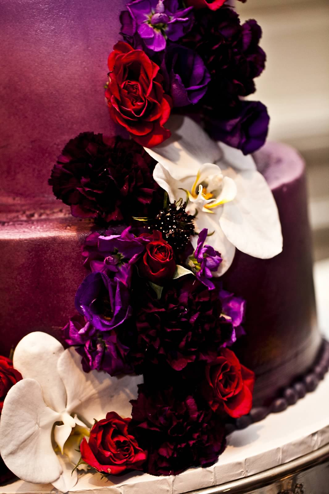 10 Red And Purple Wedding Cakes With Roses Photo Red And Purple