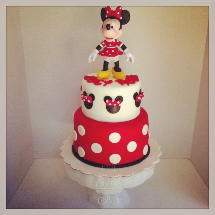 Minnie Mouse Fondant Birthday Cake Minnie Mouse Fondant Birthday Cake