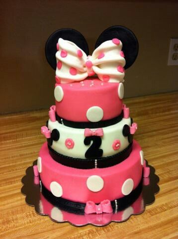 Minnie Mouse Fondant Cake Minnie Mouse Fondant Cake