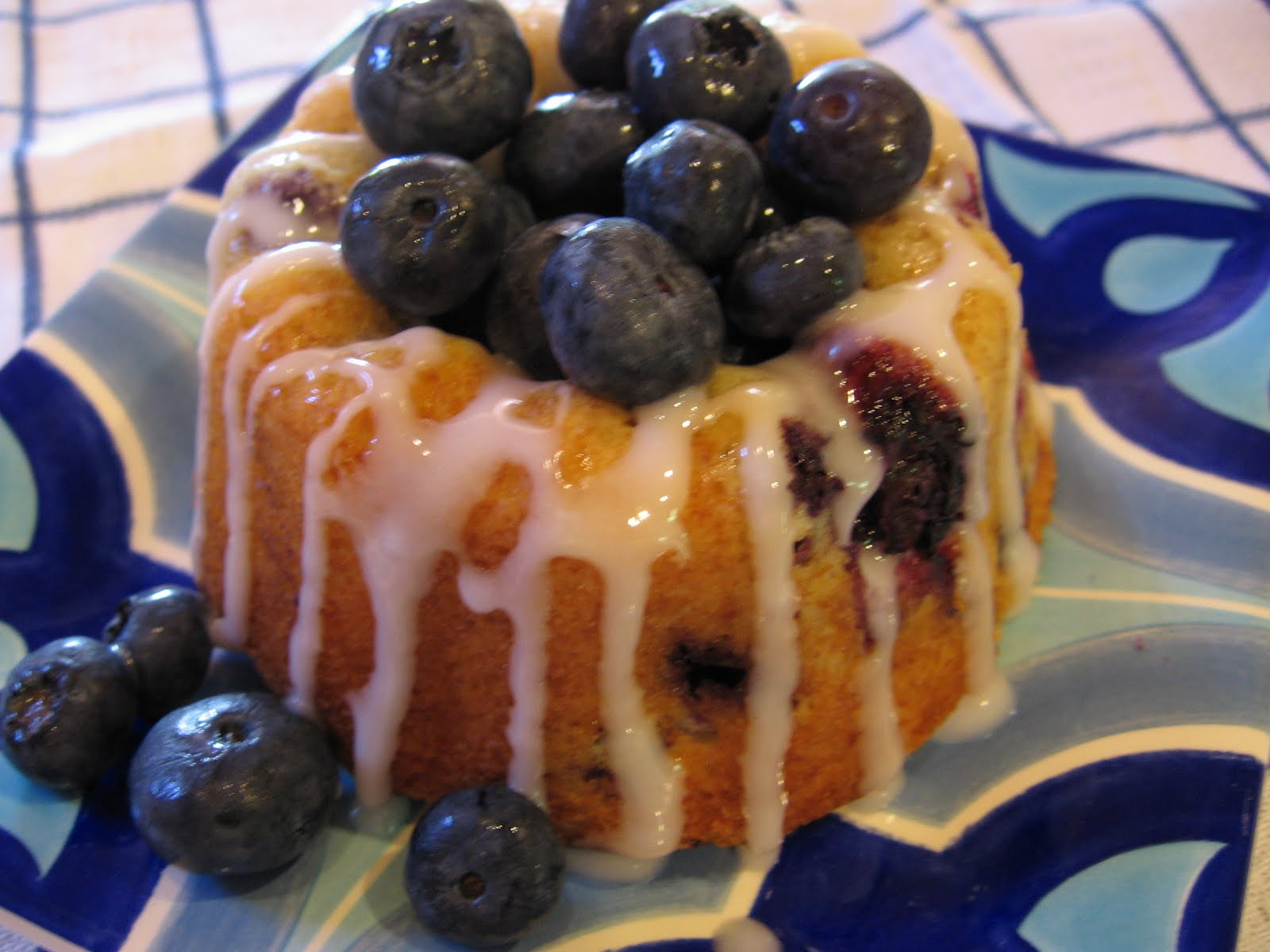 6 Photos of Blueberry Lemon Mini Bundt Cakes