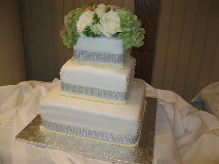 Wedding Cake with Rhinestones