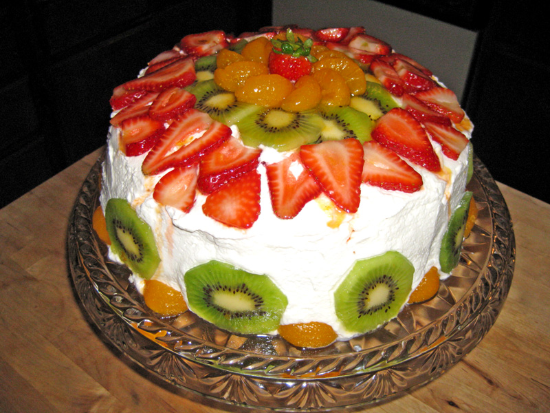 Cake with Fruit Cake with Fruit