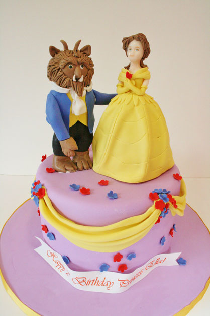 6 cosmotology custom cakes