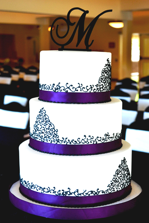 Elegant Purple Wedding Cake Elegant Purple Wedding Cake