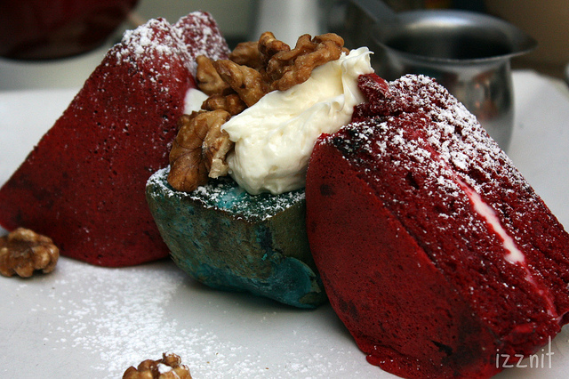 Blue and Red Velvet Pancakes Blue and Red Velvet Pancakes