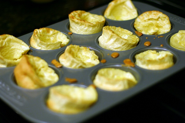 Muffin-Tin Apple Pancakes Muffin-Tin Apple Pancakes