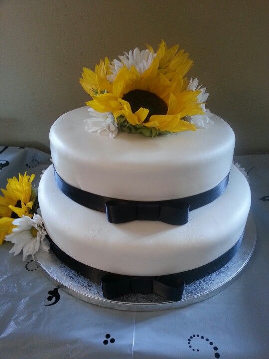 Sunflower Bridal Shower Cake Sunflower Bridal Shower Cake