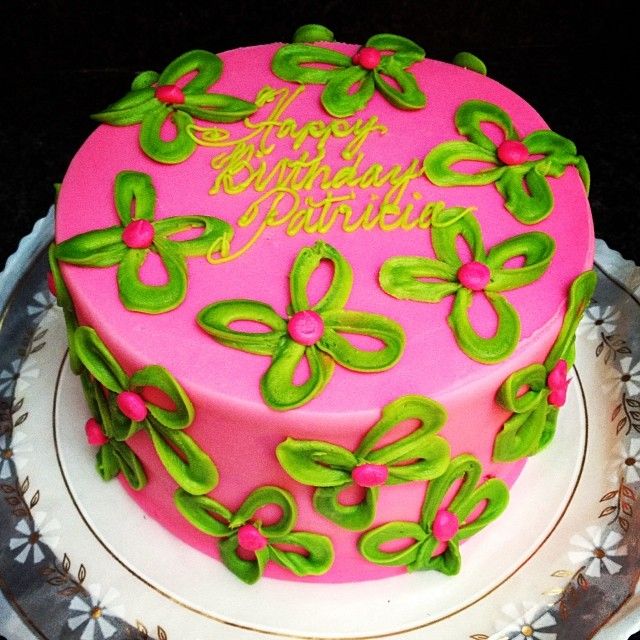 Aka Pink and Green Cake