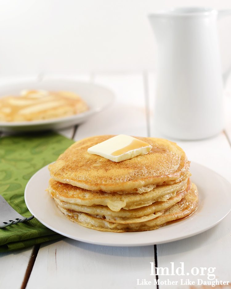 6 Photos of Perfect Fluffy Pancakes 6 Photos of Perfect Fluffy Pancakes