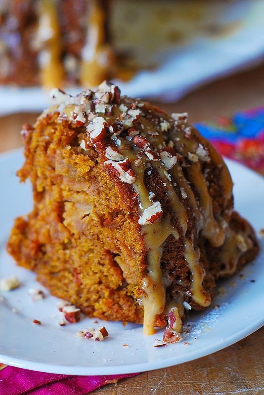 10 Photos of Thanksgiving Apple Cakes 10 Photos of Thanksgiving Apple Cakes