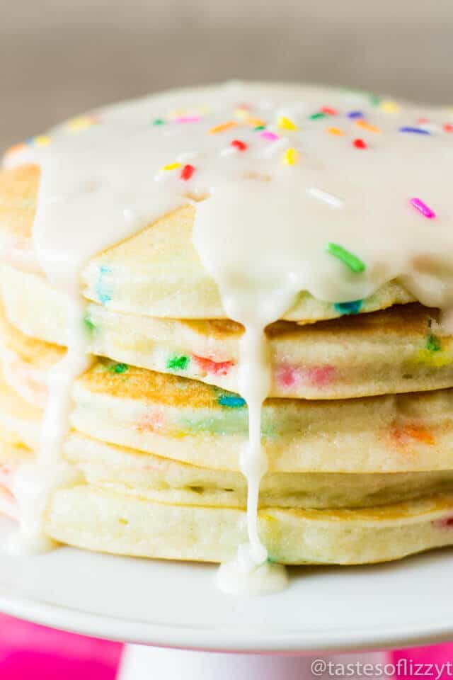 Funfetti Cake Batter Pancakes Funfetti Cake Batter Pancakes