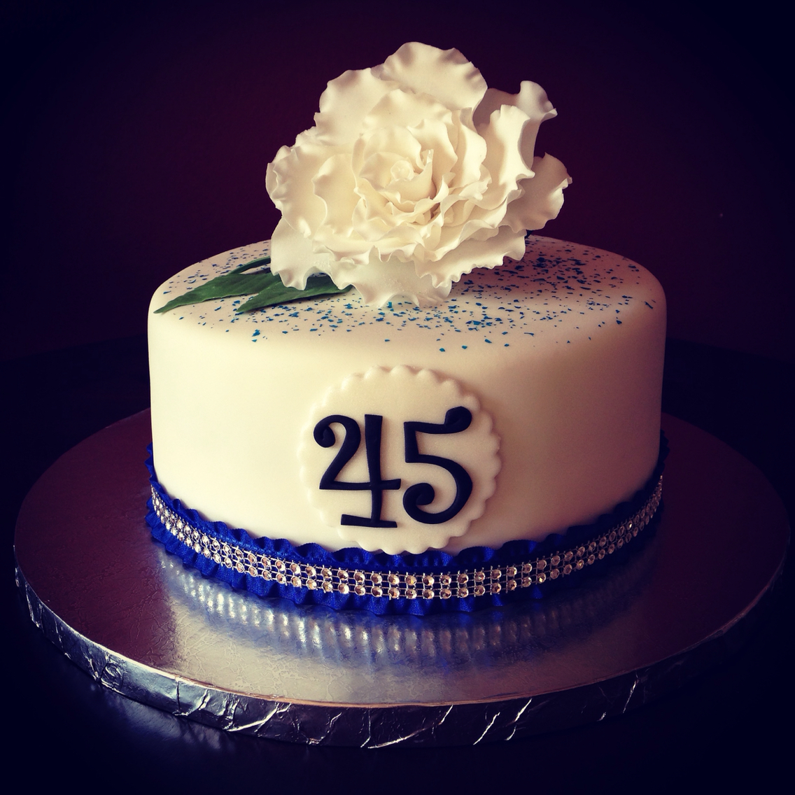 45th-wedding-anniversary-cake_517079.jpg
